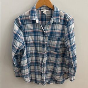 H&M Women’s Blue & Pink Plaid Button-Down Shirt – Size 8